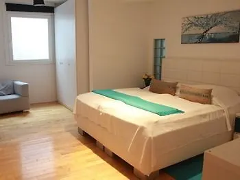 Mk Apartments Fuerstenwall Dusseldorf